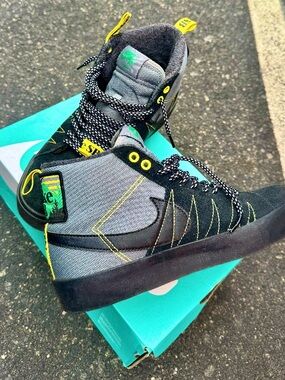 Mens Nike Blazer Mid Premium SB Wool Black/Grey/Yellow Sample Size 6y (7.5w)Rare